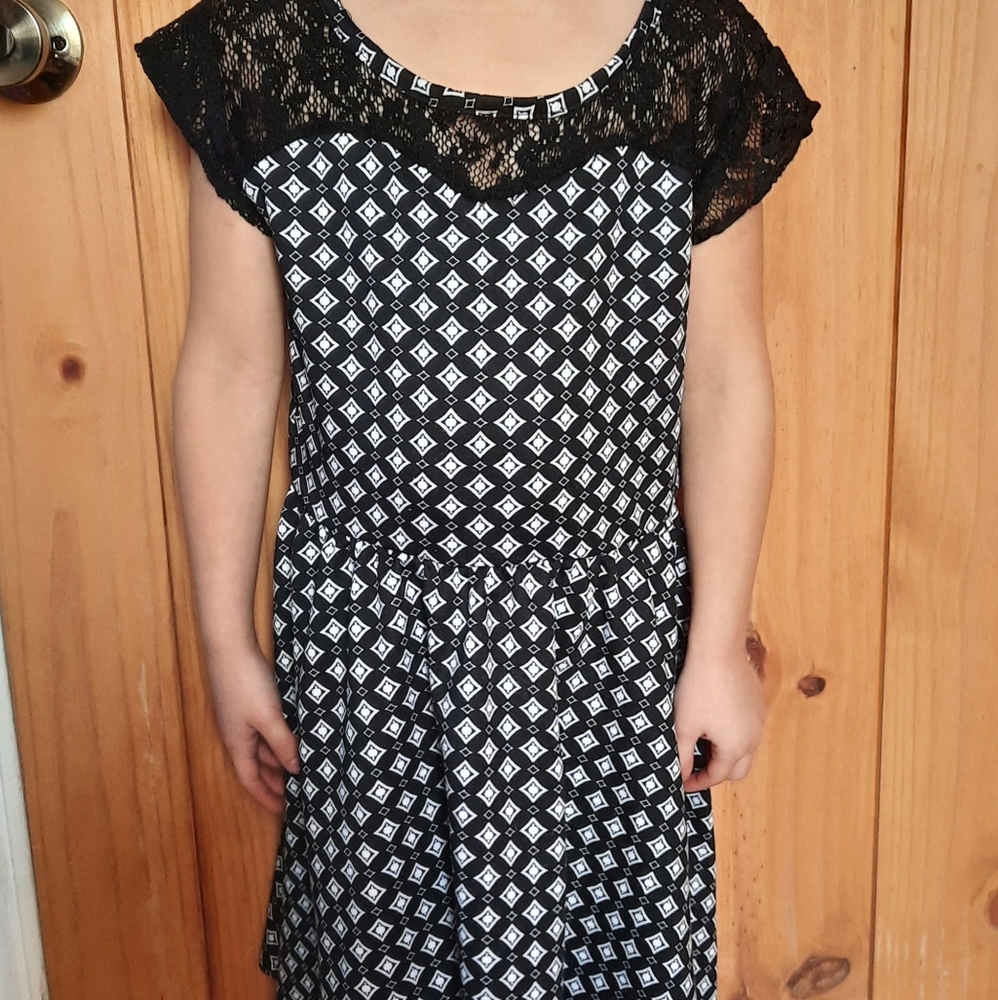 One step up black printed dress